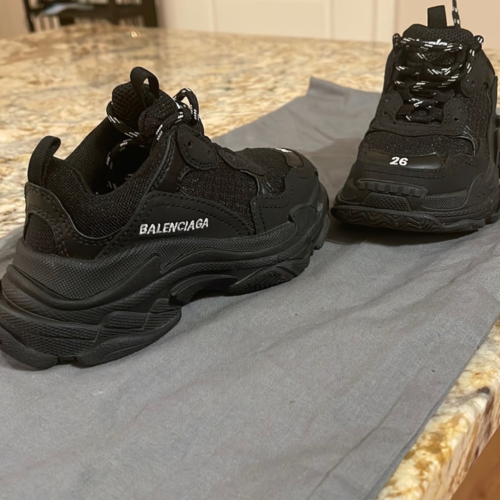 Kids BALENCIAGAS . Size 8.5c slightly worn . No box but does come with dust bag